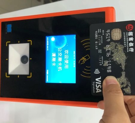 拍拍用借款入口在哪里 取钱